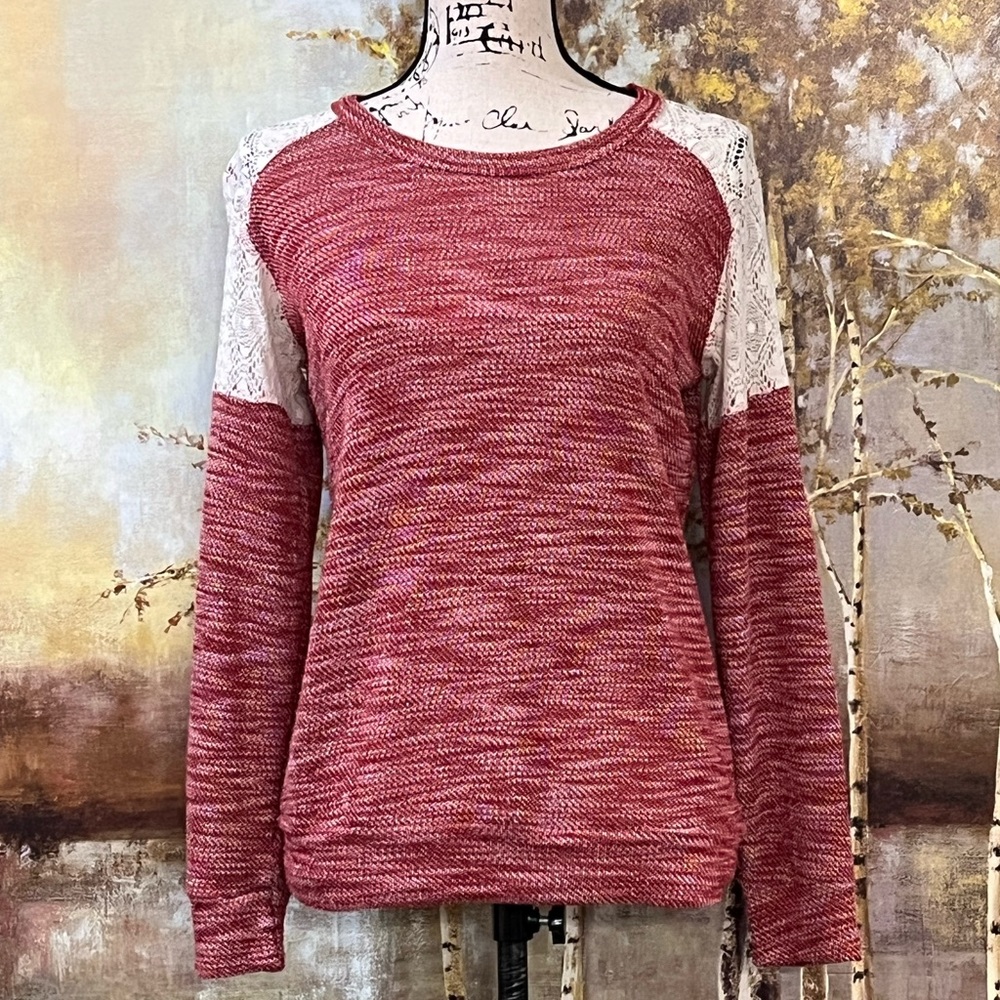 EUC CALI BLUE Back Lace Yoke & Shoulder/Sleeve Inset